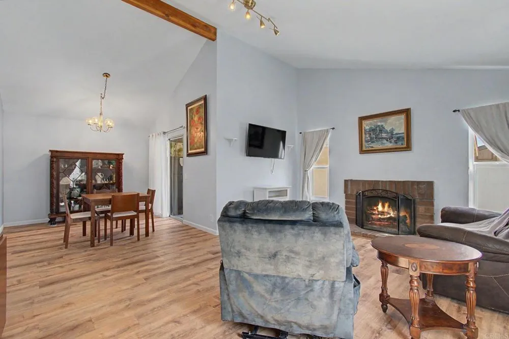 10028 Chavacan Lane Spring Valley, CA 91977