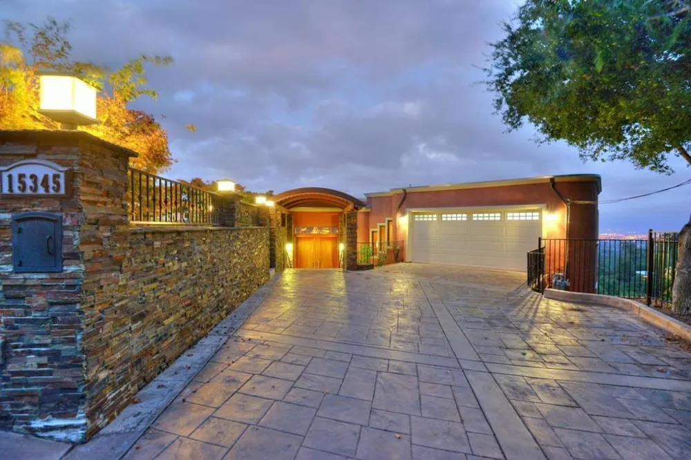 15345 Bohlman Road Saratoga, CA 95070