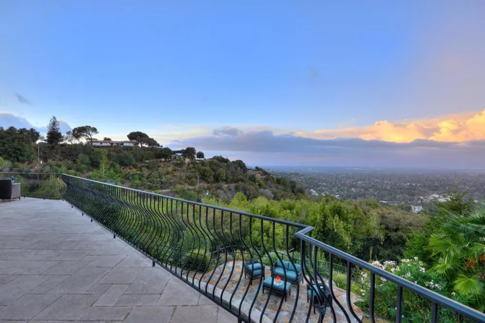 15345 Bohlman Road Saratoga, CA 95070