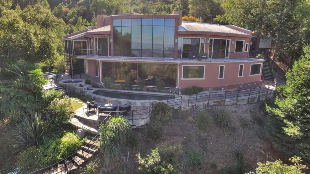 15345 Bohlman Road Saratoga, CA 95070