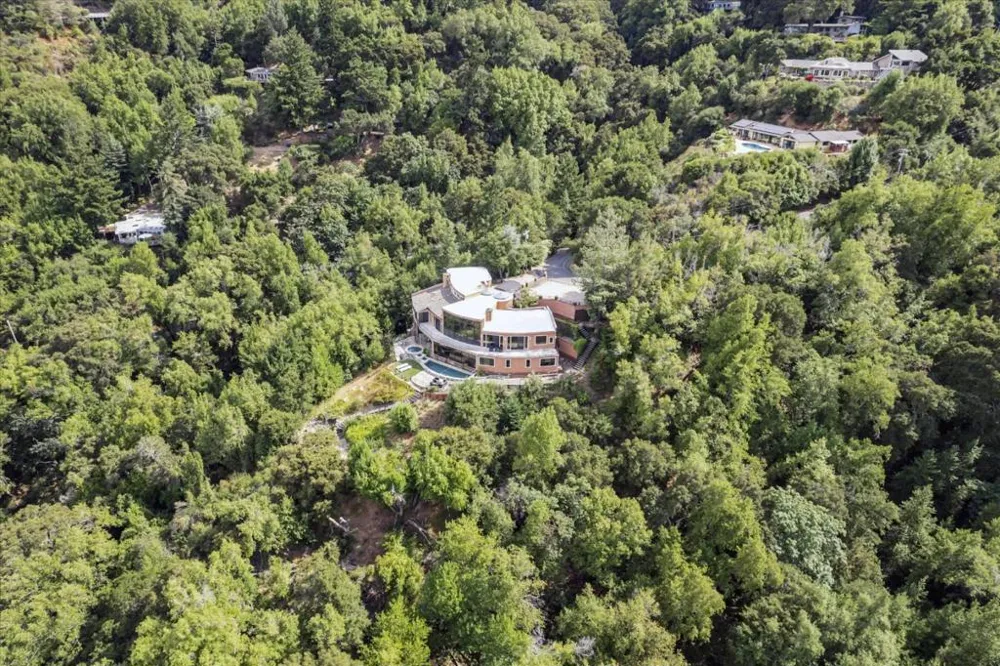 15345 Bohlman Road Saratoga, CA 95070
