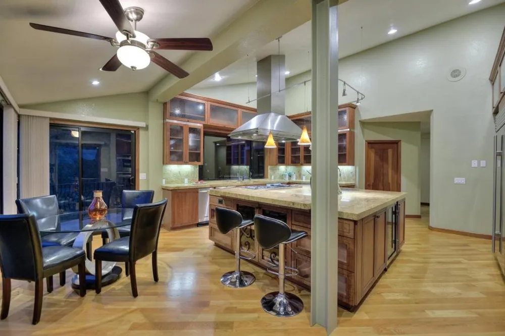15345 Bohlman Road Saratoga, CA 95070