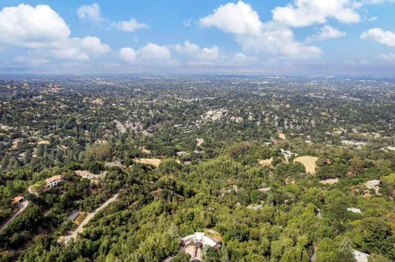15345 Bohlman Road Saratoga, CA 95070