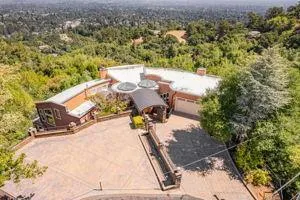 15345 Bohlman Road Saratoga, CA 95070