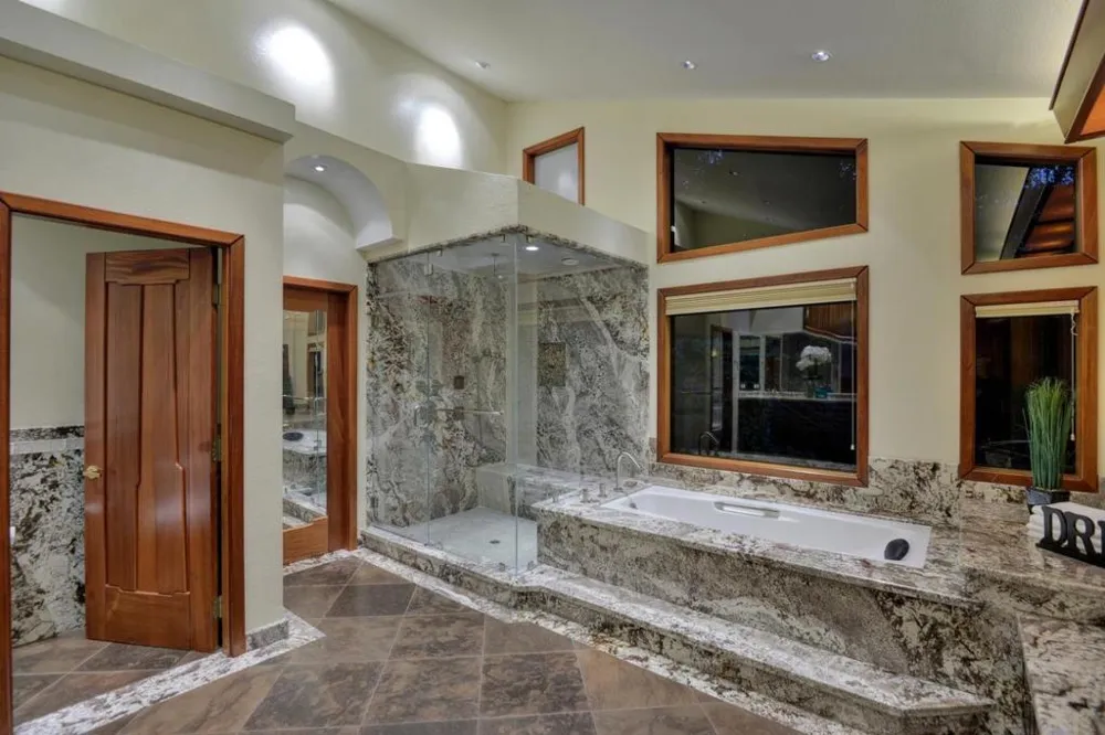 15345 Bohlman Road Saratoga, CA 95070