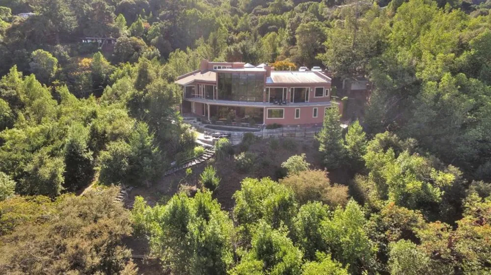 15345 Bohlman Road Saratoga, CA 95070