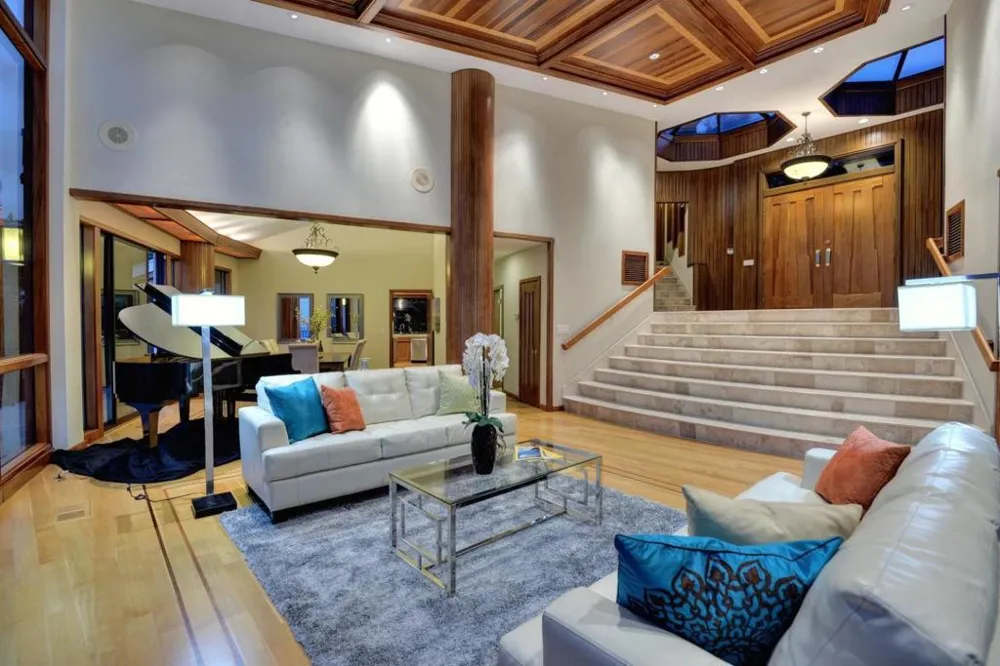 15345 Bohlman Road Saratoga, CA 95070