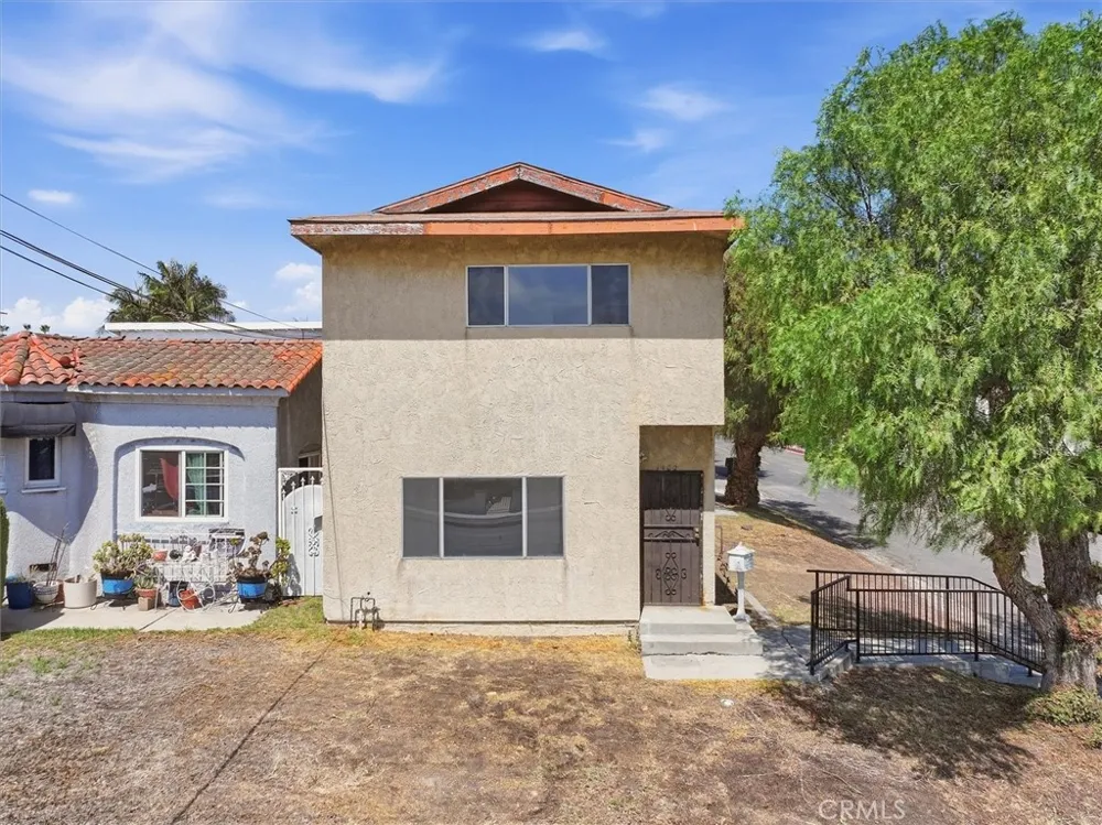 1402 W 1st Street San Pedro, CA 90732