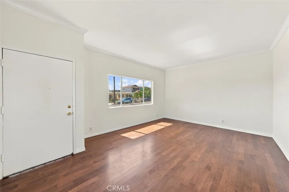 1402 W 1st Street San Pedro, CA 90732