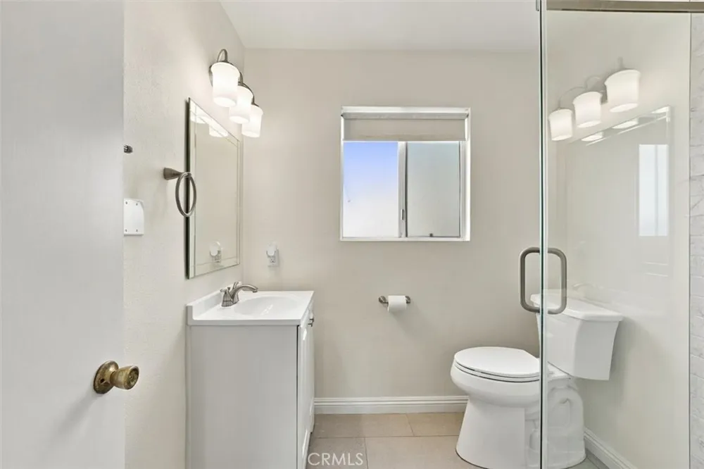 1402 W 1st Street San Pedro, CA 90732