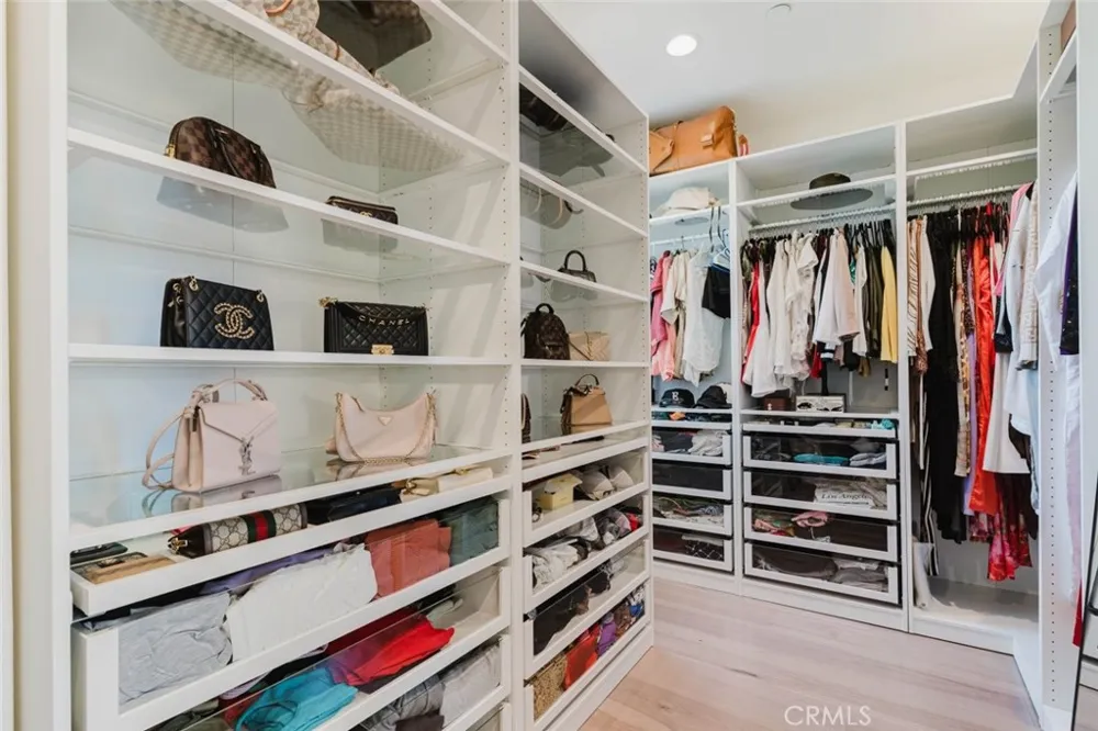 11716 Canoga Avenue Chatsworth, CA 91311