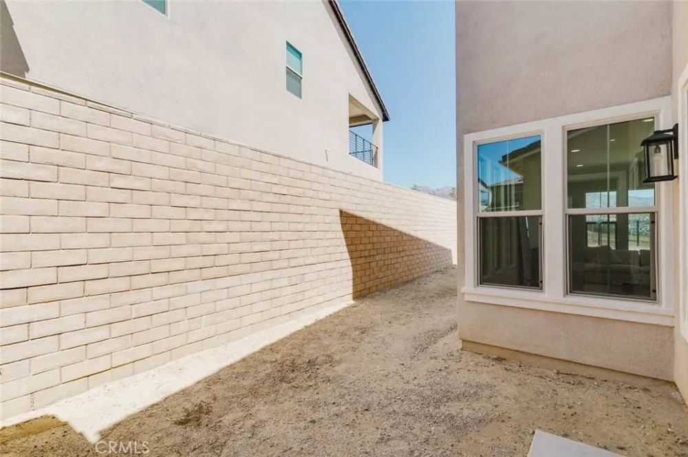 11716 Canoga Avenue Chatsworth, CA 91311
