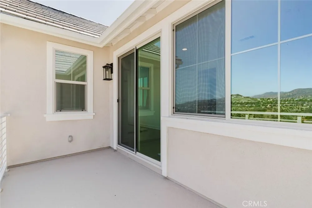11716 Canoga Avenue Chatsworth, CA 91311