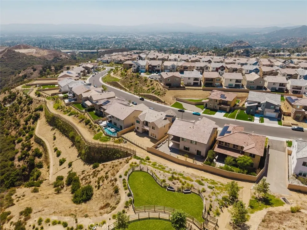 11716 Canoga Avenue Chatsworth, CA 91311
