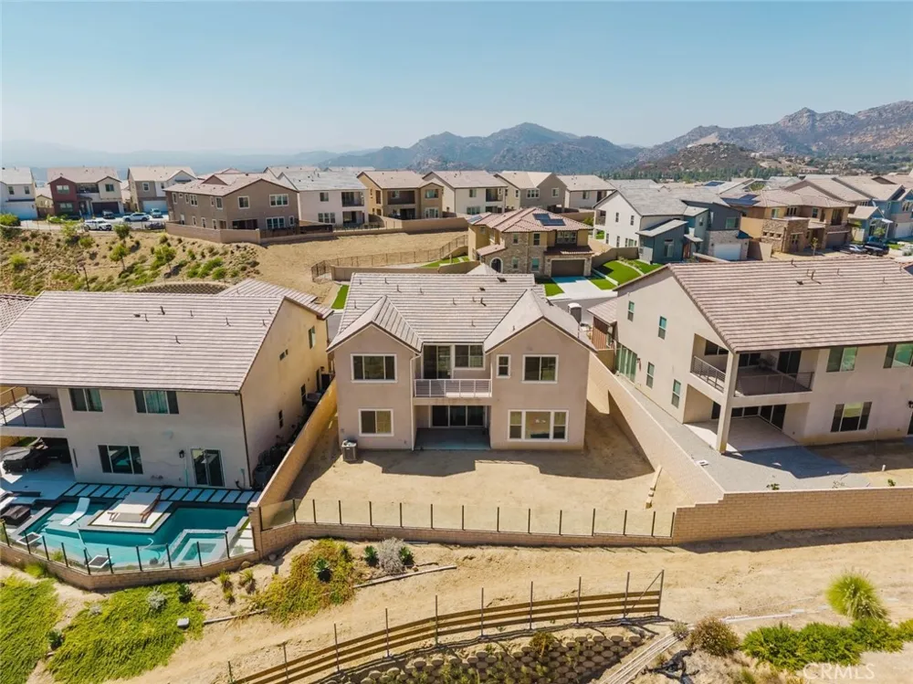 11716 Canoga Avenue Chatsworth, CA 91311