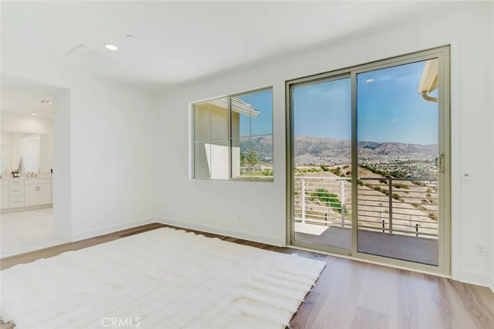 11716 Canoga Avenue Chatsworth, CA 91311