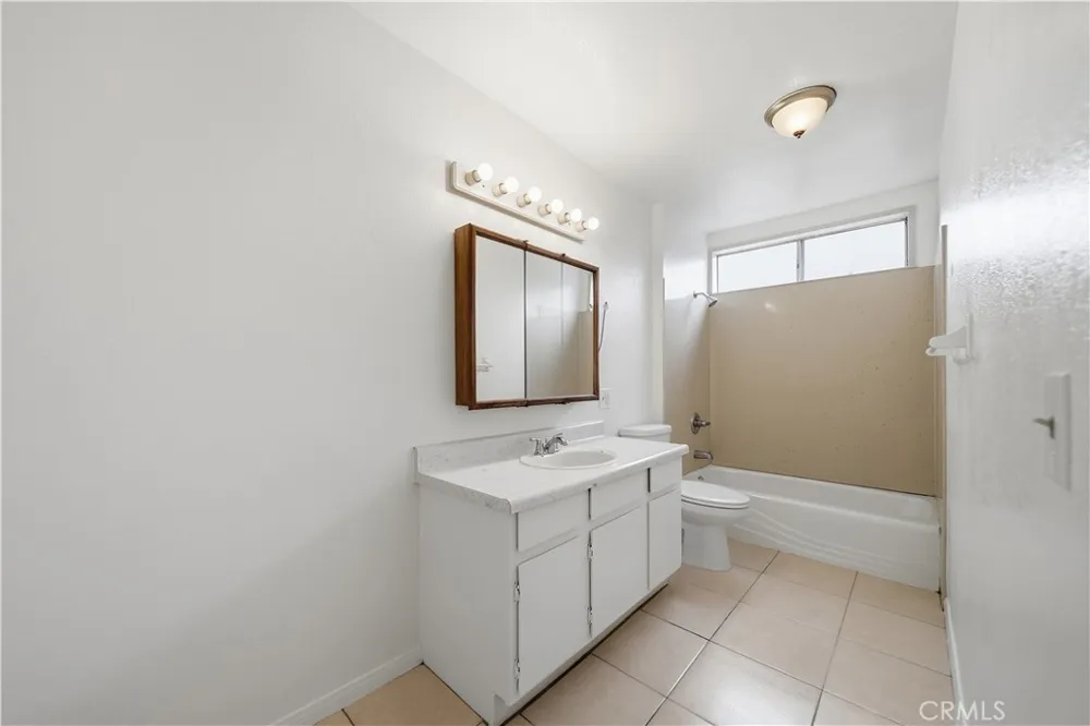 11829 Ferris Road #B El Monte, CA 91732