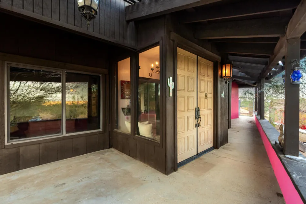 2476 Old Woman Springs Road Yucca Valley, CA 92284