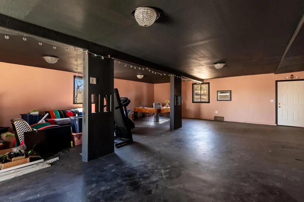 2476 Old Woman Springs Road Yucca Valley, CA 92284