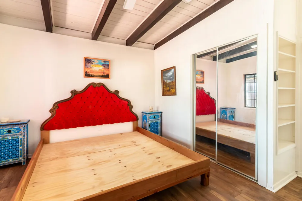 2476 Old Woman Springs Road Yucca Valley, CA 92284