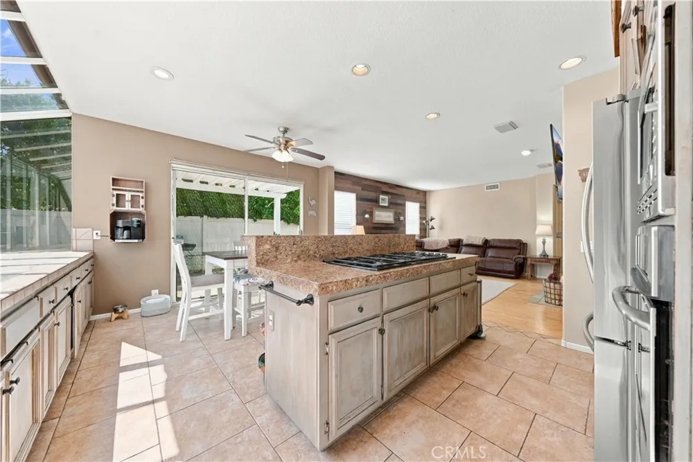 45556 Via Jaca Temecula, CA 92592