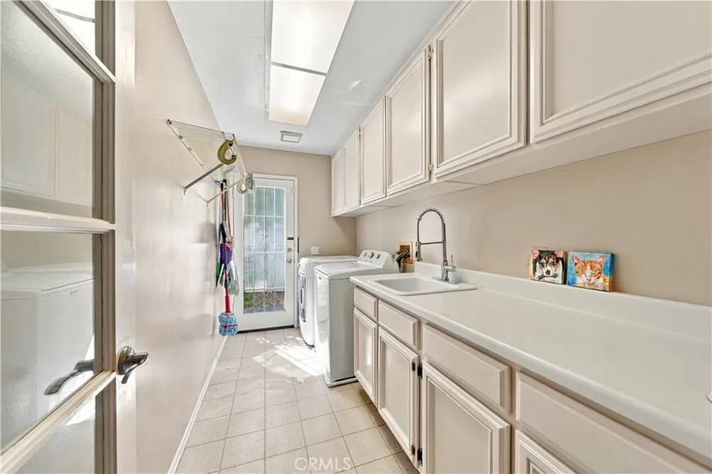 45556 Via Jaca Temecula, CA 92592