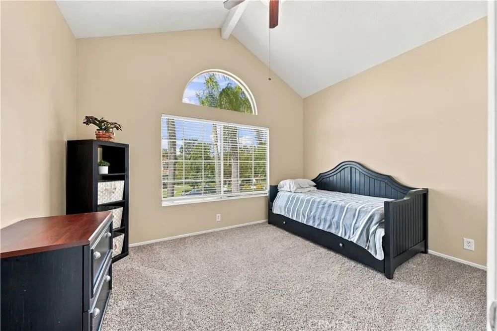 45556 Via Jaca Temecula, CA 92592