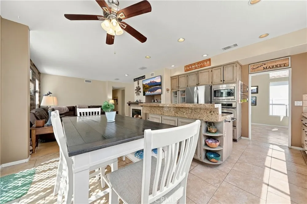 45556 Via Jaca Temecula, CA 92592