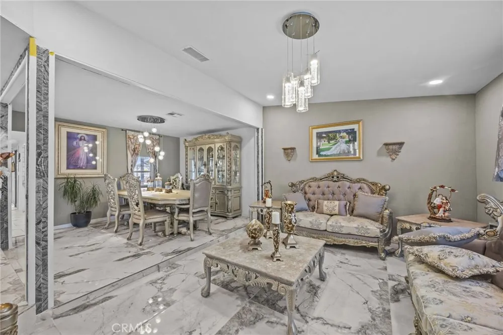 13288 Choco Apple Valley, CA 92308
