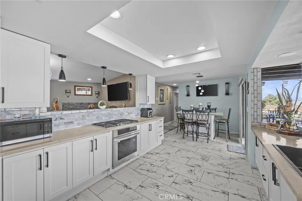 13288 Choco Apple Valley, CA 92308
