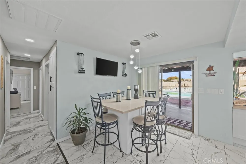 13288 Choco Apple Valley, CA 92308