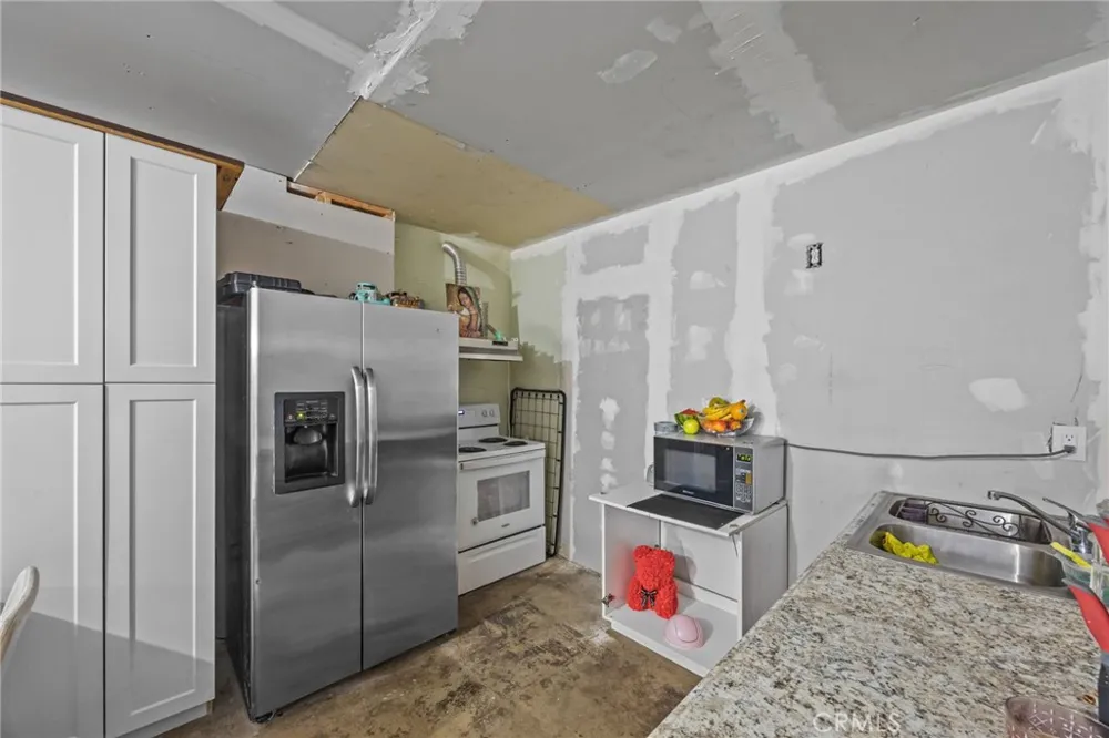13288 Choco Apple Valley, CA 92308