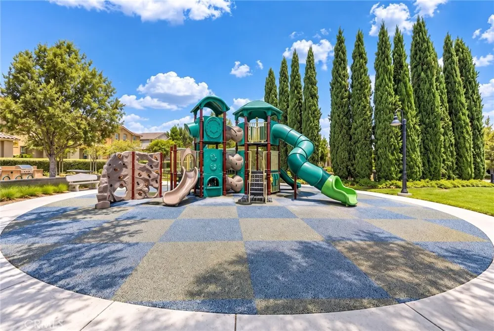 7271 Enclave dr Eastvale, CA 92880