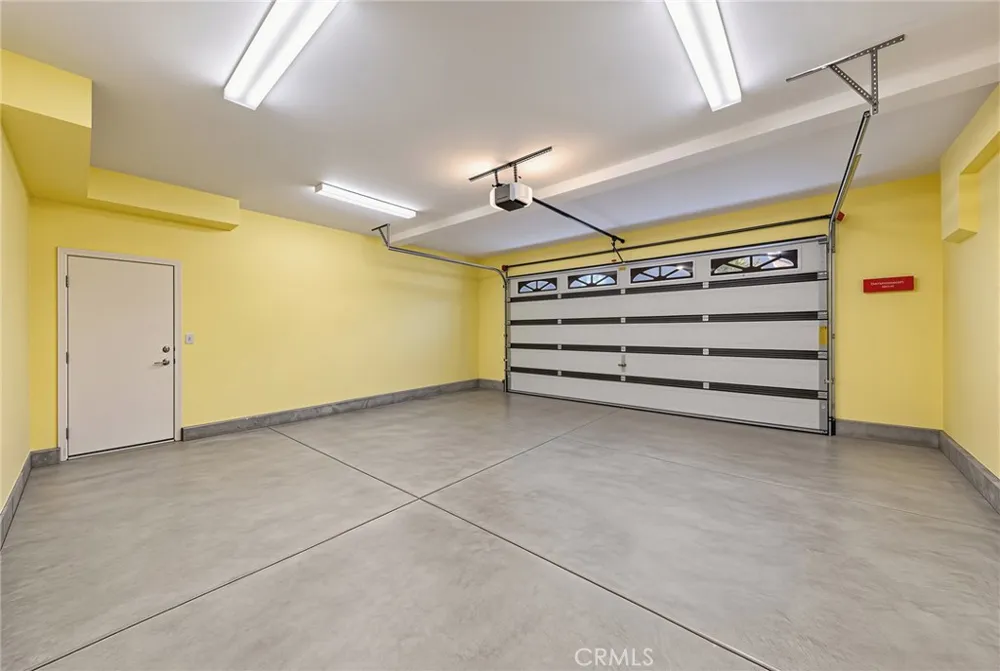7271 Enclave dr Eastvale, CA 92880