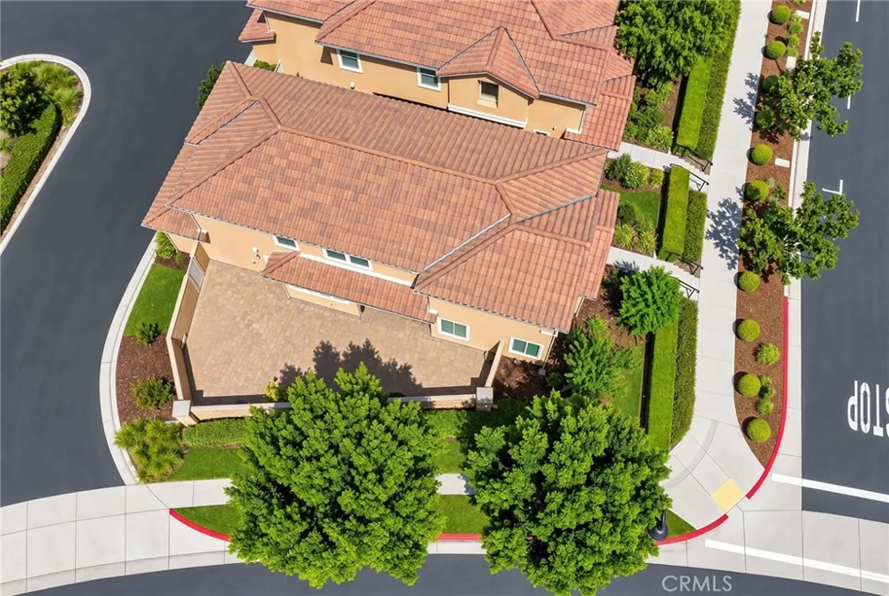 7271 Enclave dr Eastvale, CA 92880