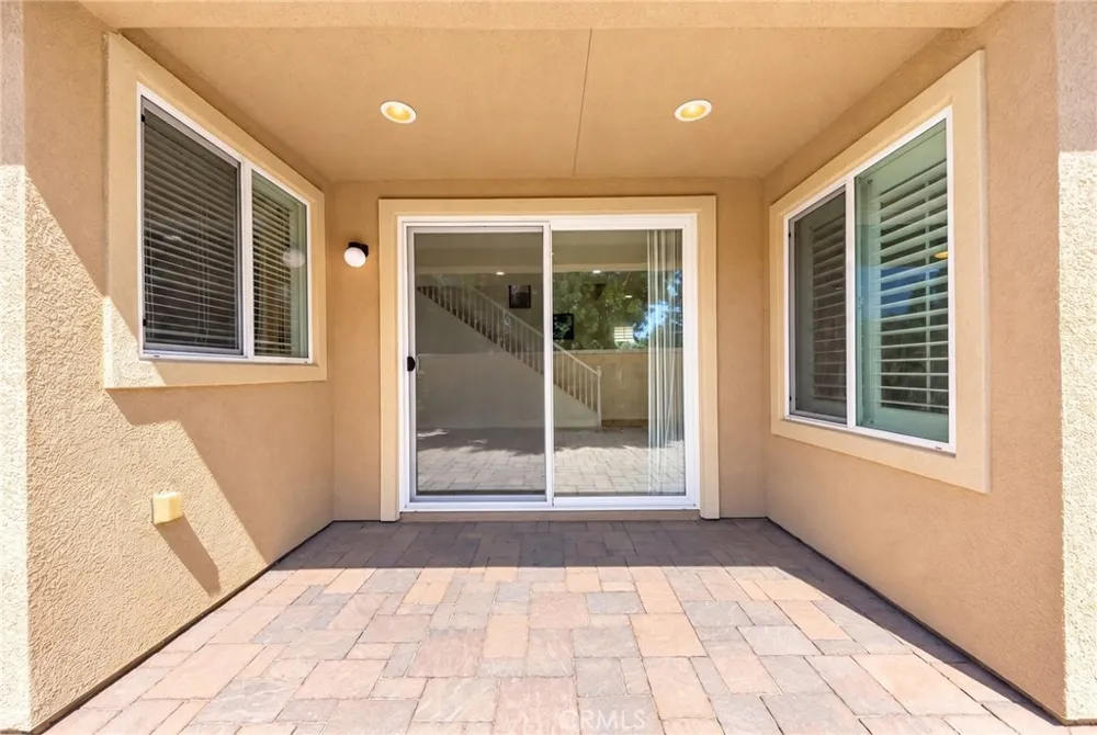 7271 Enclave dr Eastvale, CA 92880
