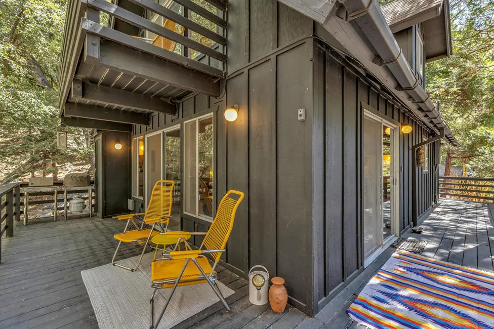 53370 Rising Glen Road Idyllwild, CA 92549