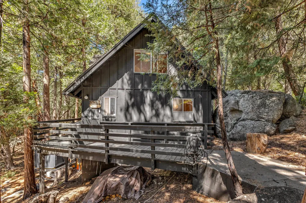 53370 Rising Glen Road Idyllwild, CA 92549