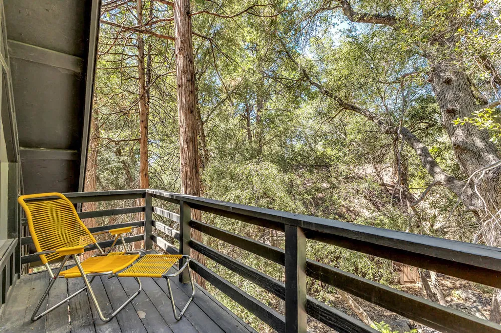 53370 Rising Glen Road Idyllwild, CA 92549