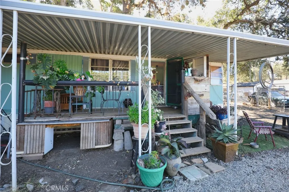 3260 Green Clearlake, CA 95422
