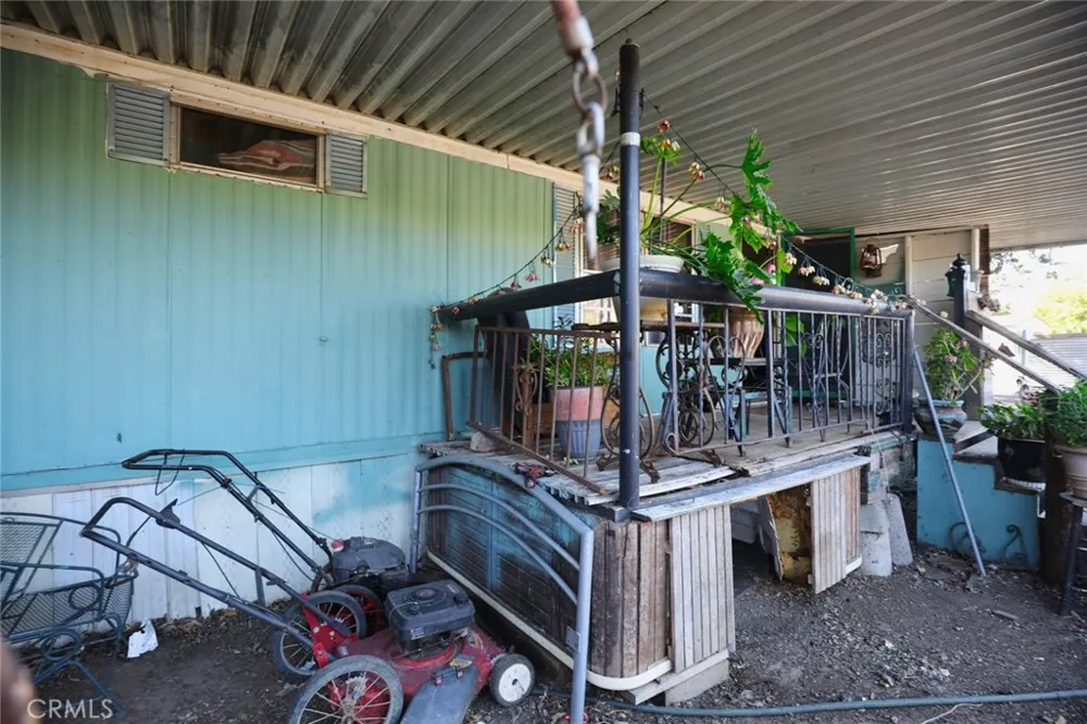 3260 Green Clearlake, CA 95422