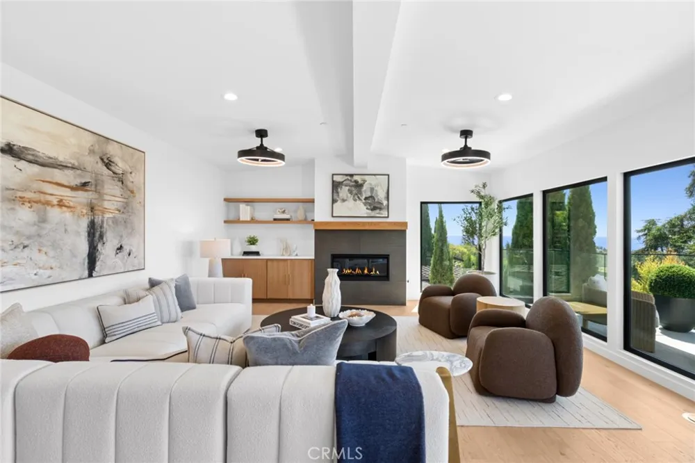 699 Wendt Terrace Laguna Beach, CA 92651