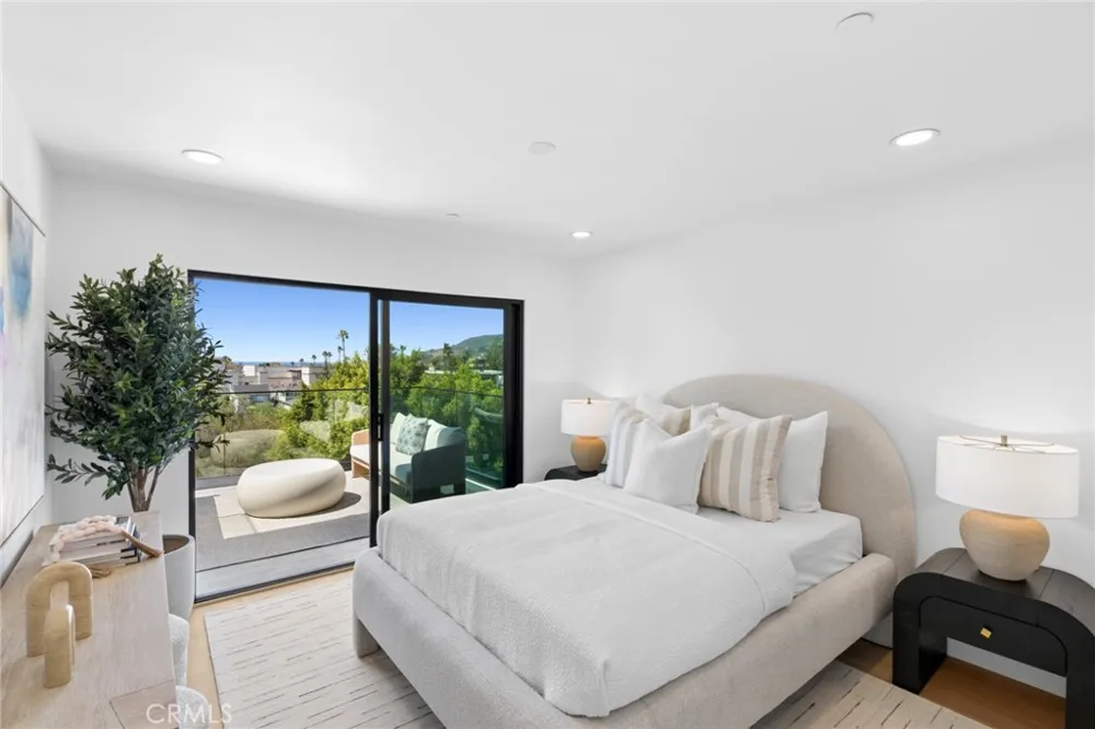 699 Wendt Terrace Laguna Beach, CA 92651