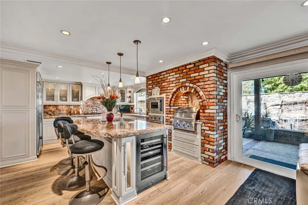 24782 Rochelle Lane Lake Forest, CA 92630