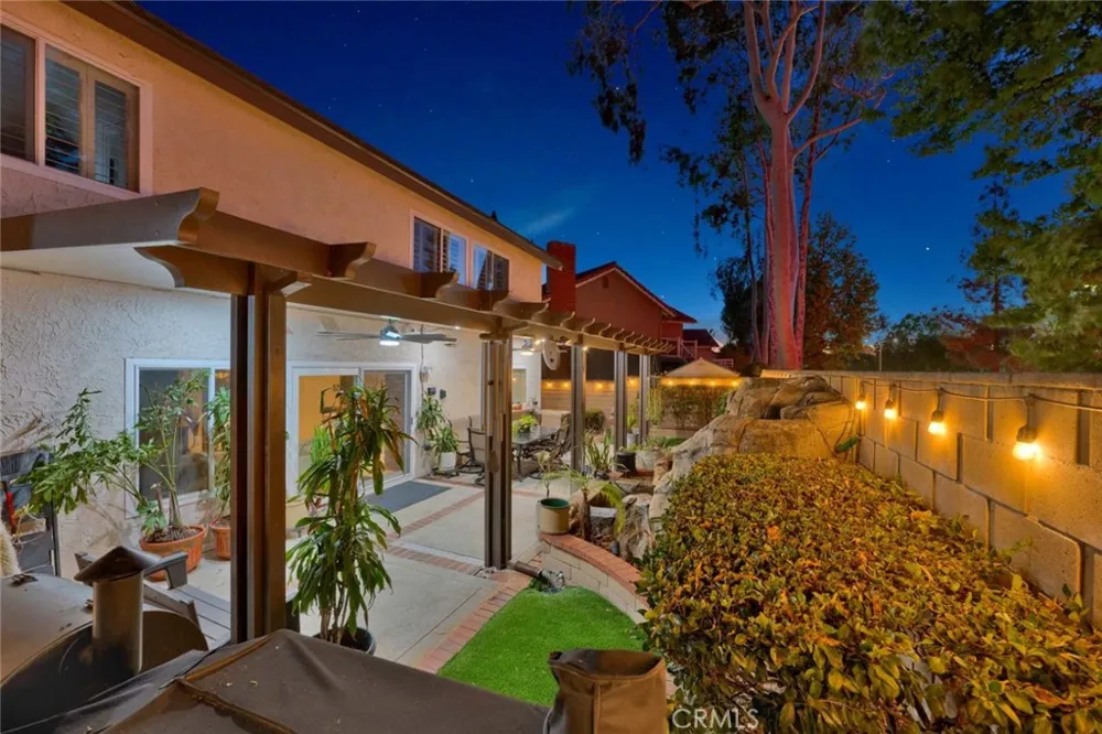24782 Rochelle Lane Lake Forest, CA 92630