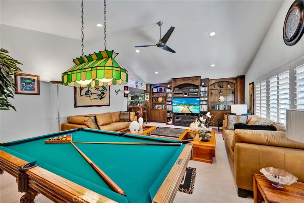 24782 Rochelle Lane Lake Forest, CA 92630
