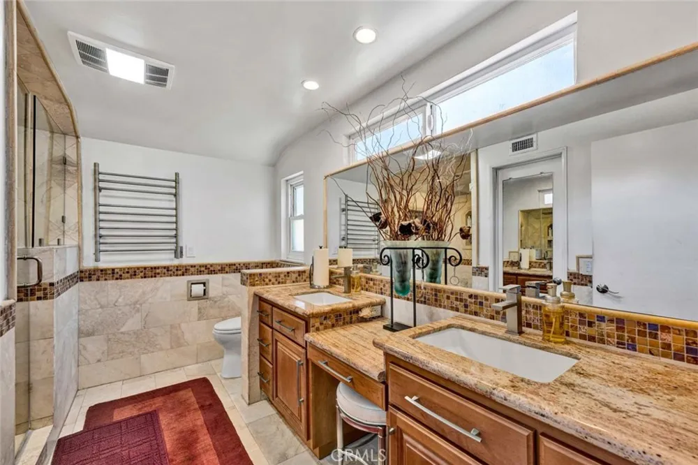 24782 Rochelle Lane Lake Forest, CA 92630