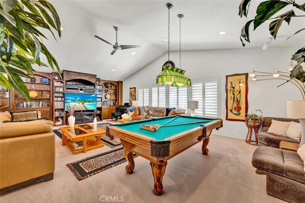 24782 Rochelle Lane Lake Forest, CA 92630