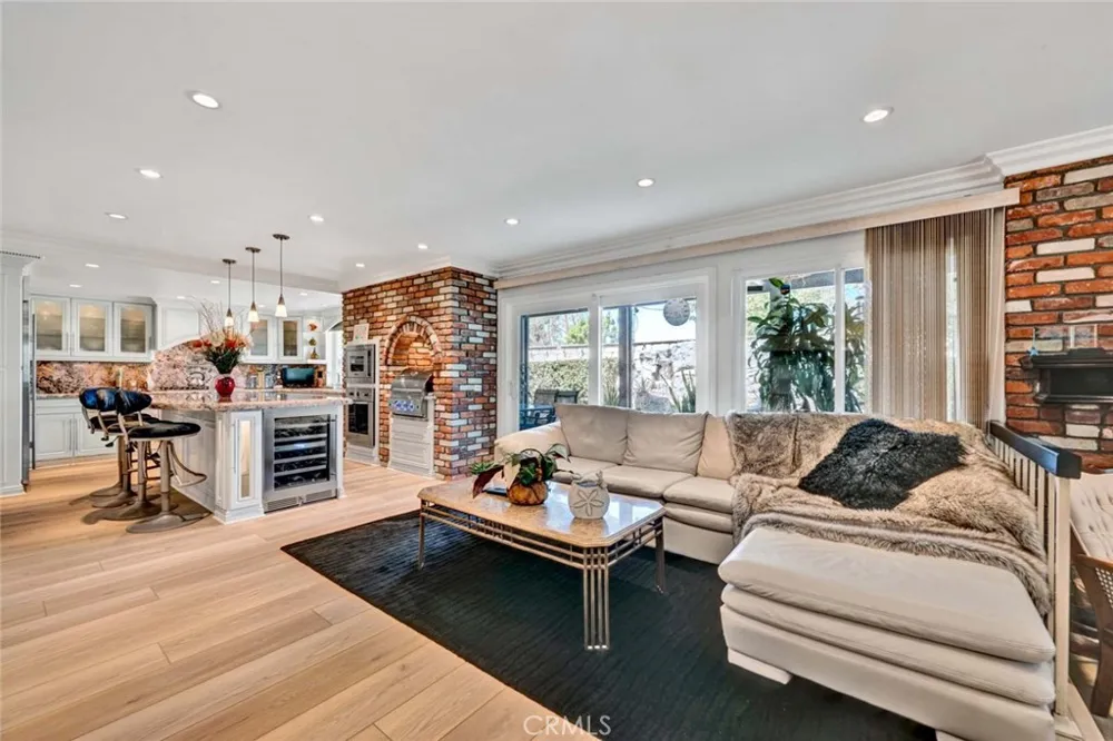 24782 Rochelle Lane Lake Forest, CA 92630