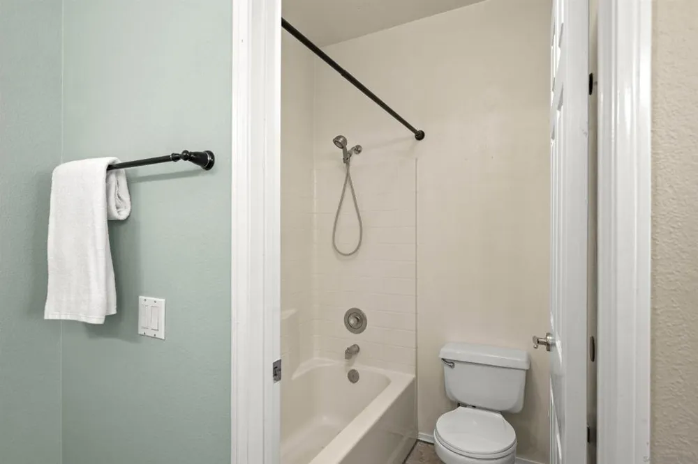 11454 Via Rancho San Diego #208 El Cajon, CA 92019